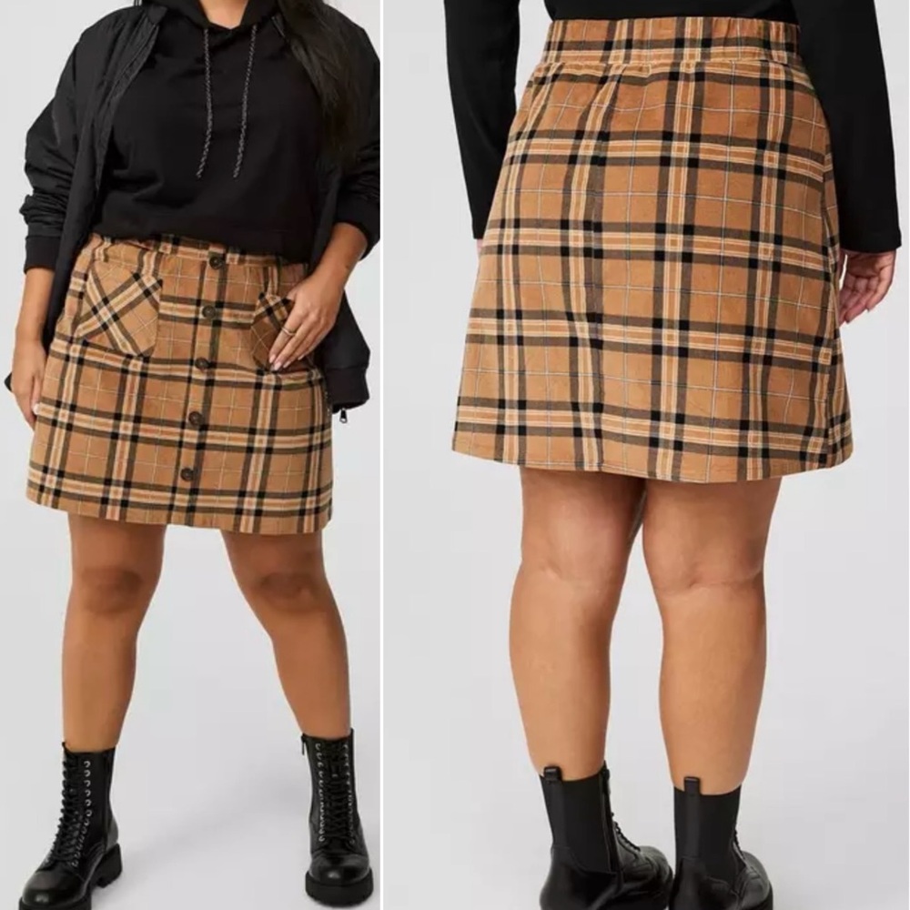 Plaid Mini Skirt in Camel